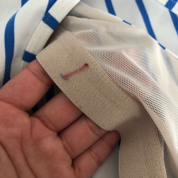 Lululemon Stripped Blue white Power Y tank - Picture 5 of 5